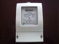 三相电子式普通电能表！